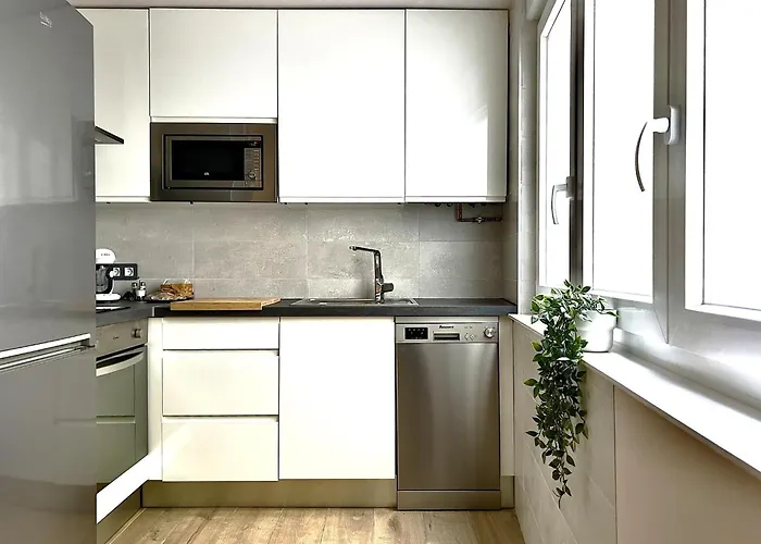 Housing La Sal ليون